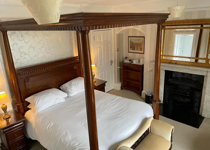 Arundel House
