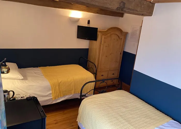 Riverside Bed & Breakfast