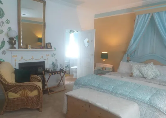 Jesmond House B&B Room3 Superking Ensuite